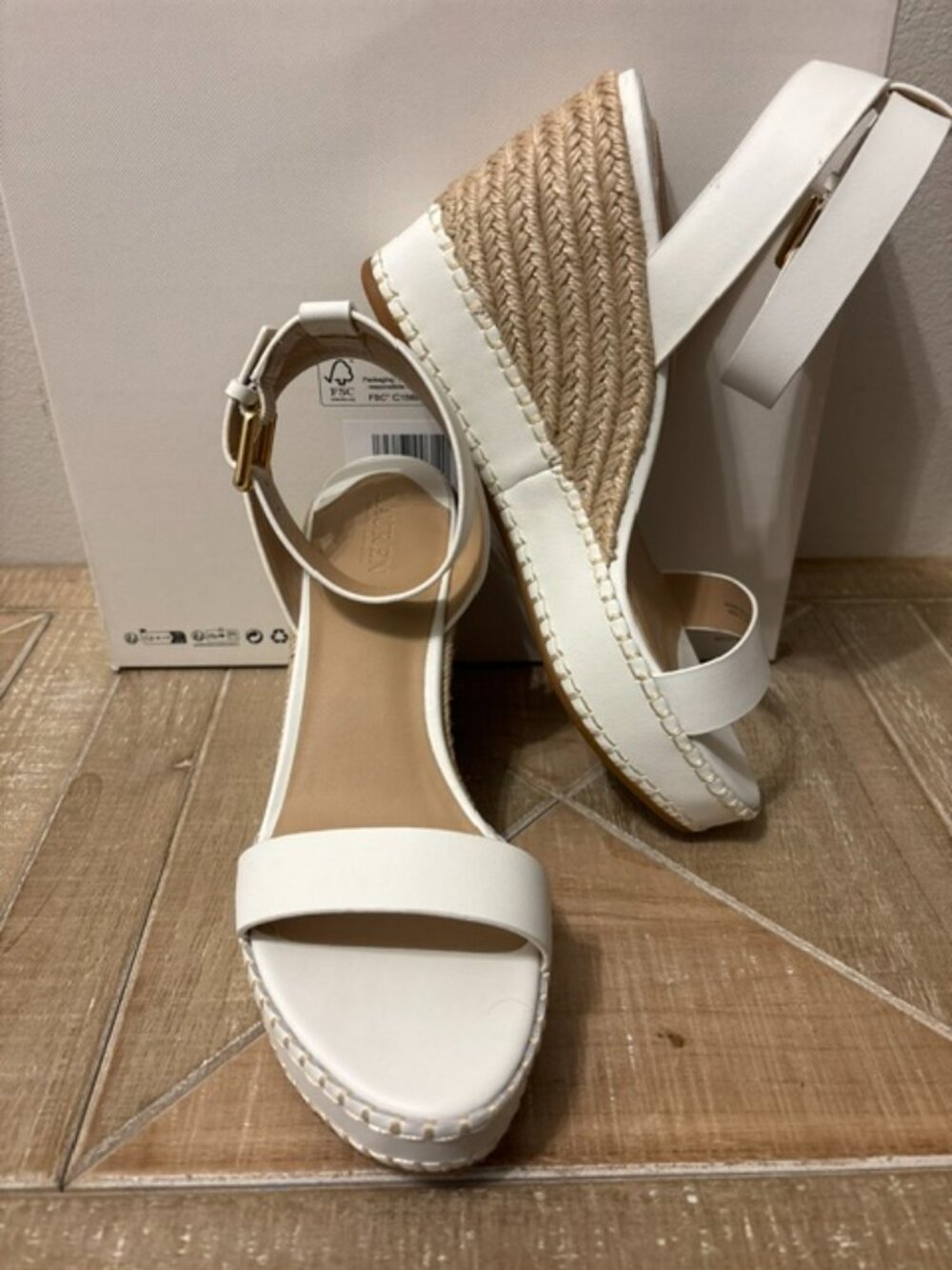 NEW Lauren Ralph Lauren Hilarie Espadrille Wedge Sandals Snow White Size 10